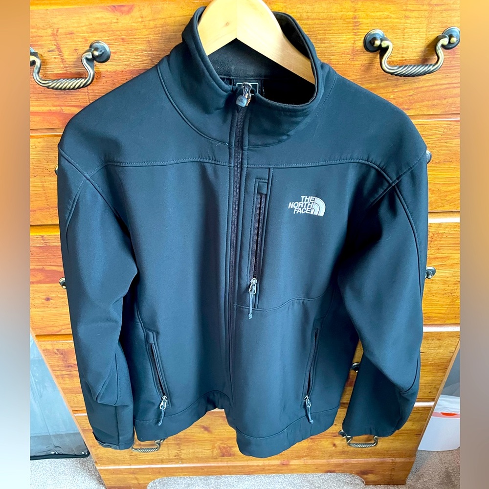 The North Face men’s Apex jacket